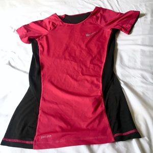 Nike Dri-Fit Women Short Sleeve Running Top, small